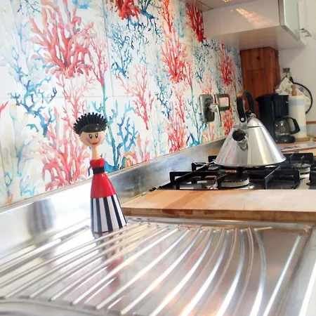 Διαμέρισμα In Mit Terrasse Und Garten Λεβάντο