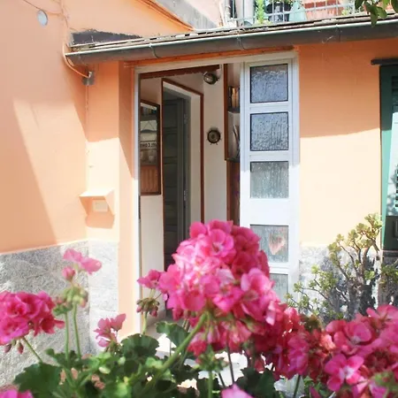 Διαμέρισμα In Mit Terrasse Und Garten Λεβάντο